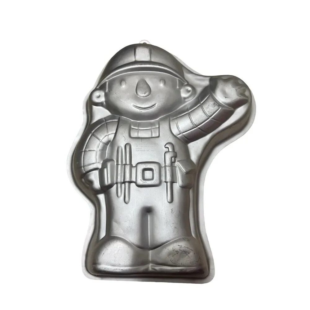 2002 Wilton BOB THE BUILDER CAKE PAN Baking Mold 2105-5025